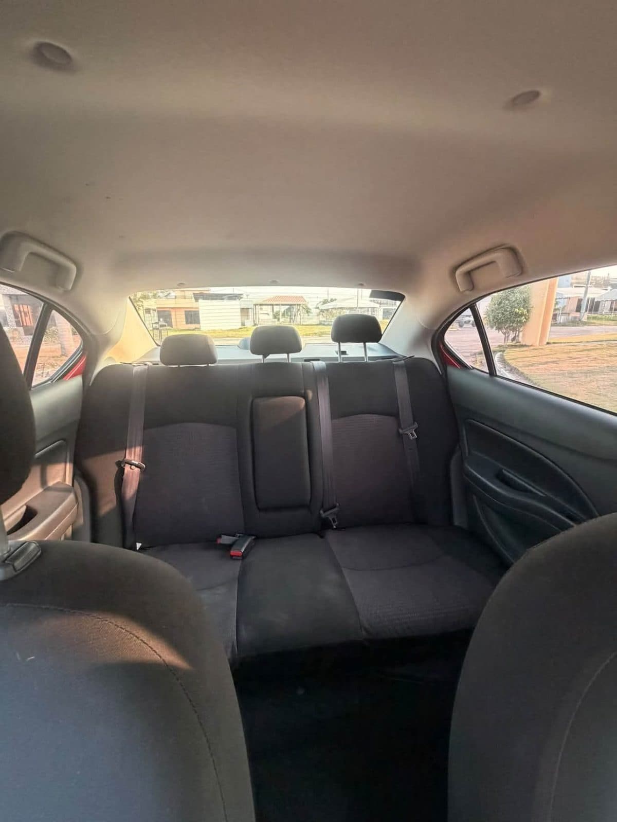 MITSUBISHI MIRAGE GLX G4 — photo 7